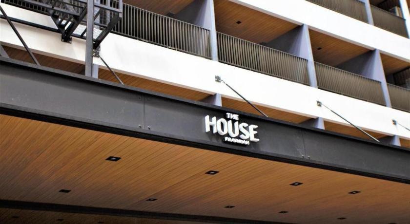 The House Pratunam Bangkok Exterior photo